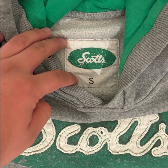 Y2K Distressed Scott’s Hoodie NWOT - Picture 3 of 3